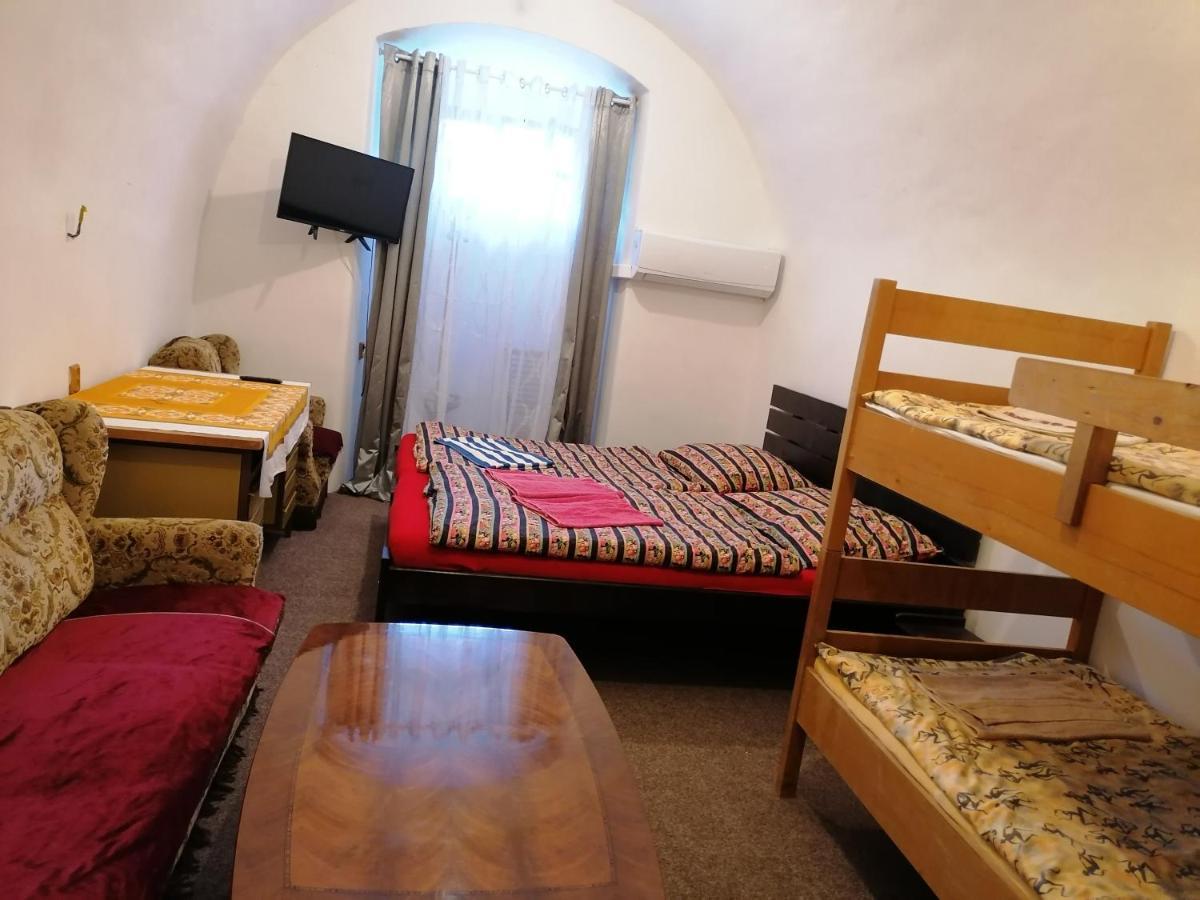Fara Choustnikovo Hradiste Hotel Екстериор снимка