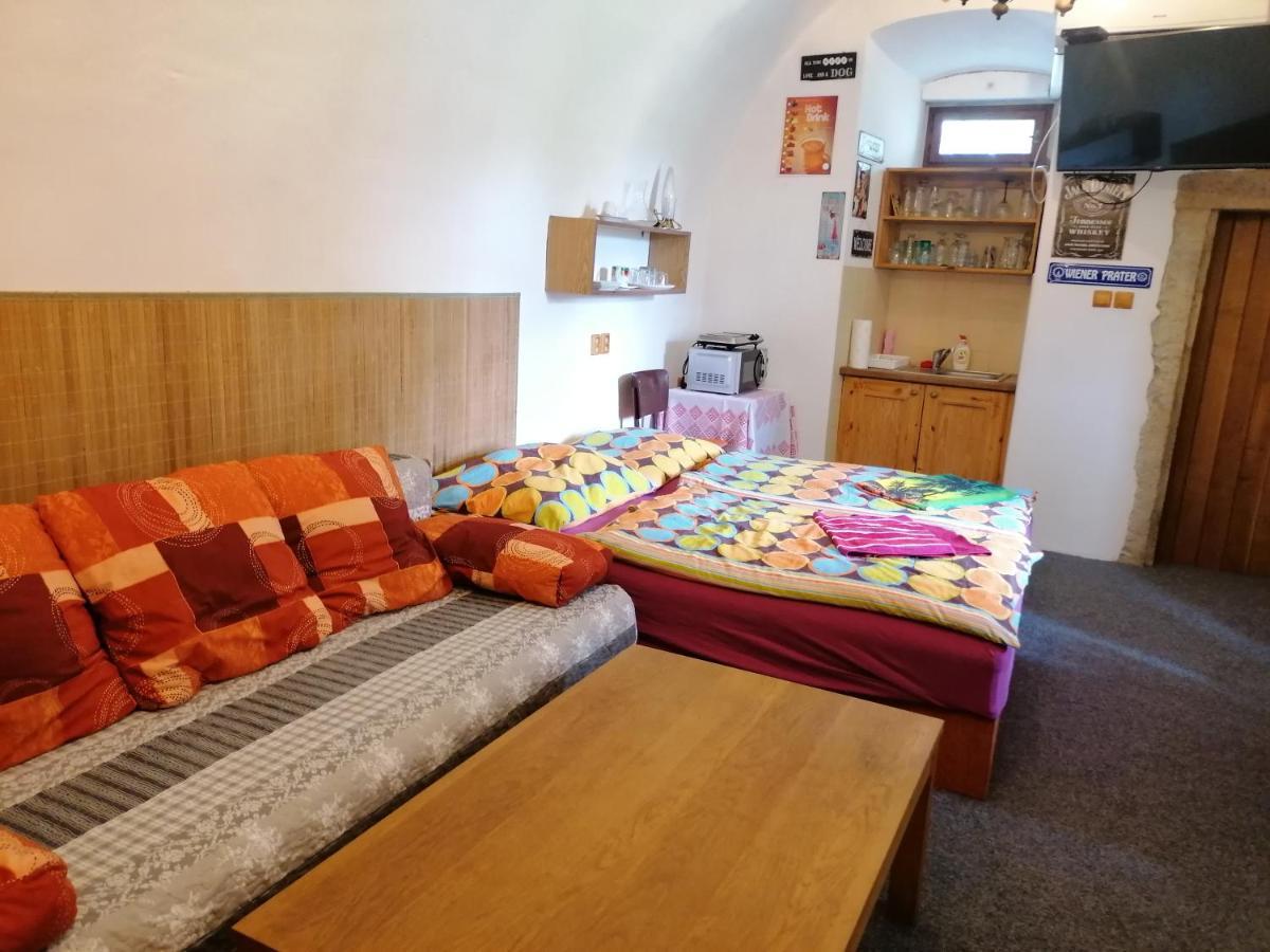 Fara Choustnikovo Hradiste Hotel Екстериор снимка